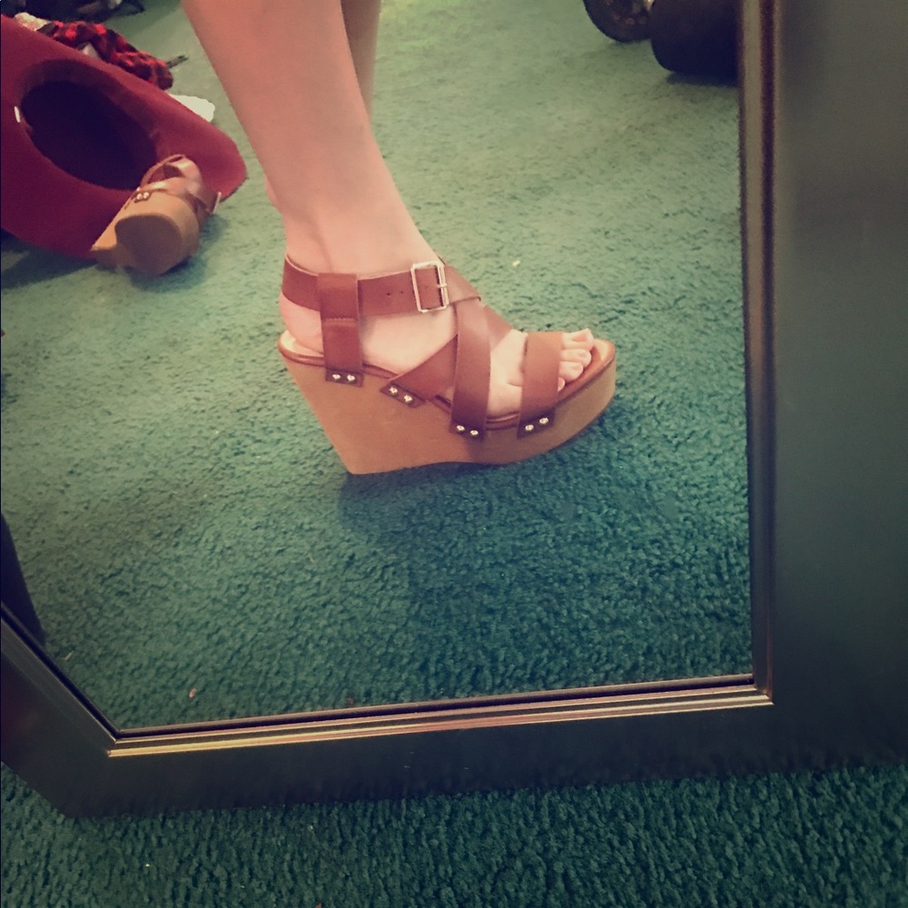 Wedge sandals