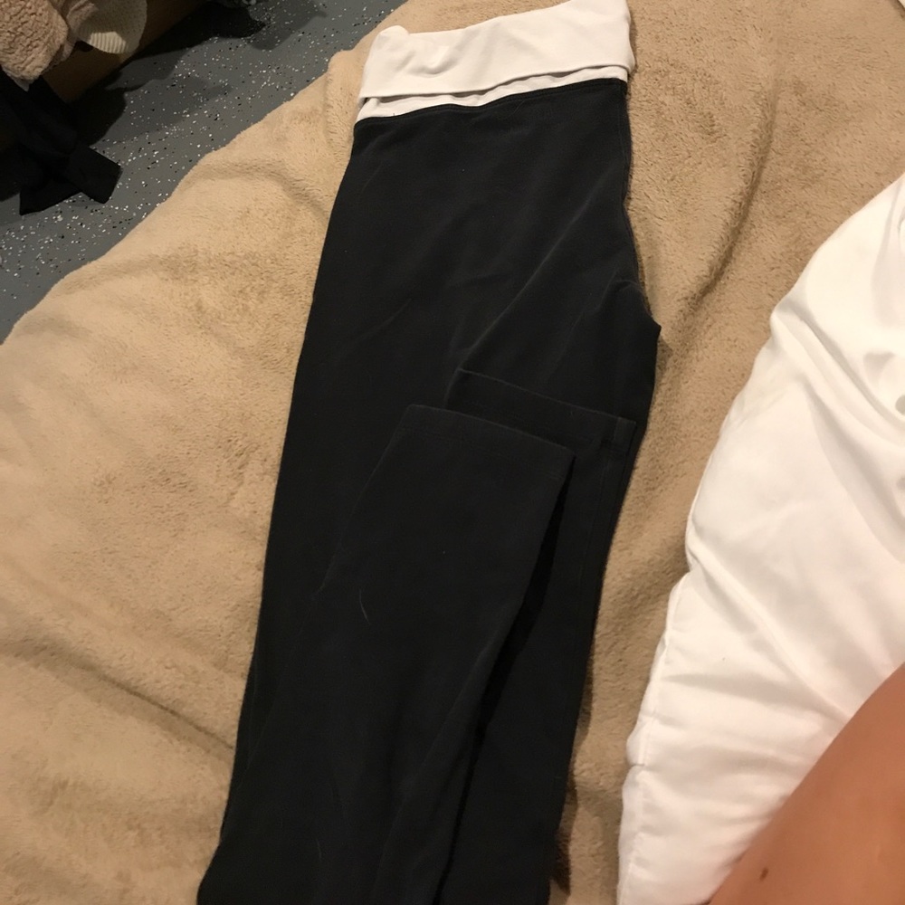 Victoria's Secret LG leggings