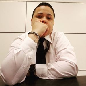 Meet your Posher, Arelis