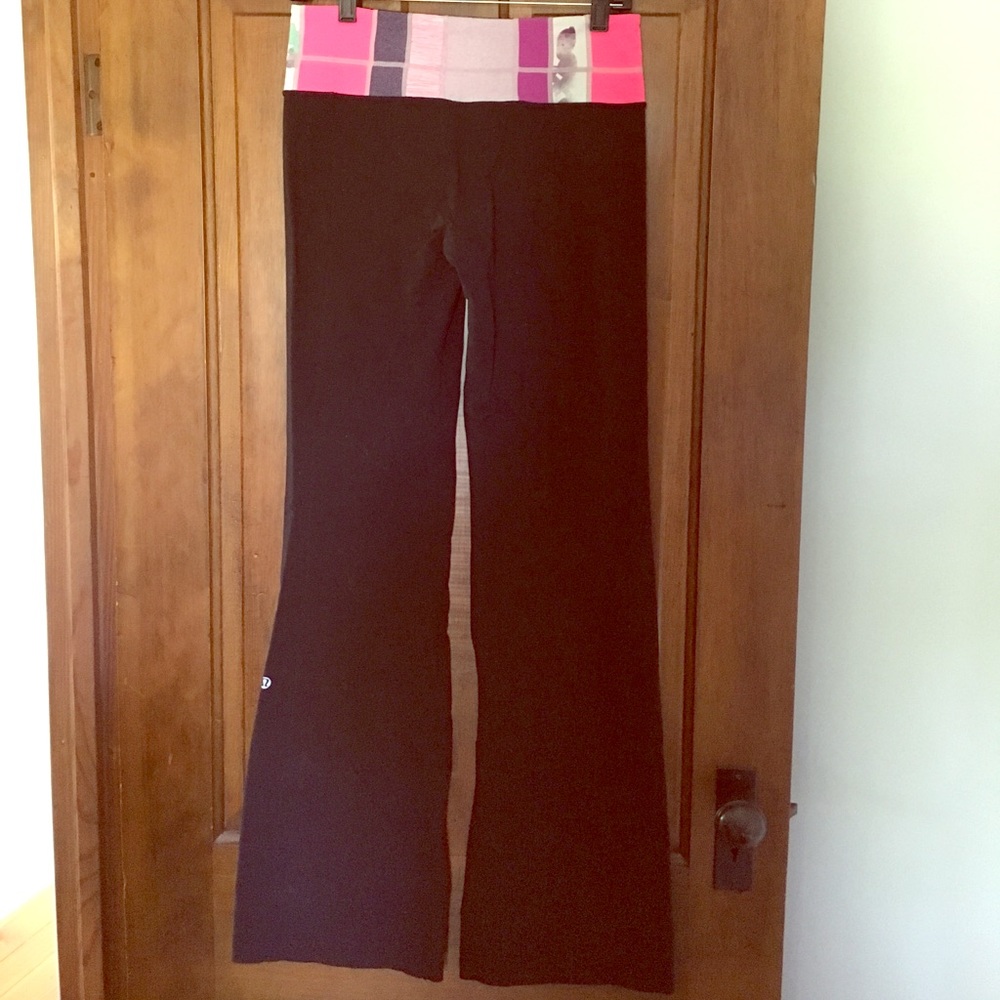 Lulu yoga pants
