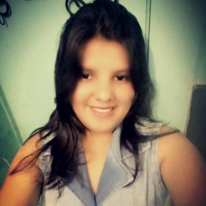 Meet your Posher, Dayana