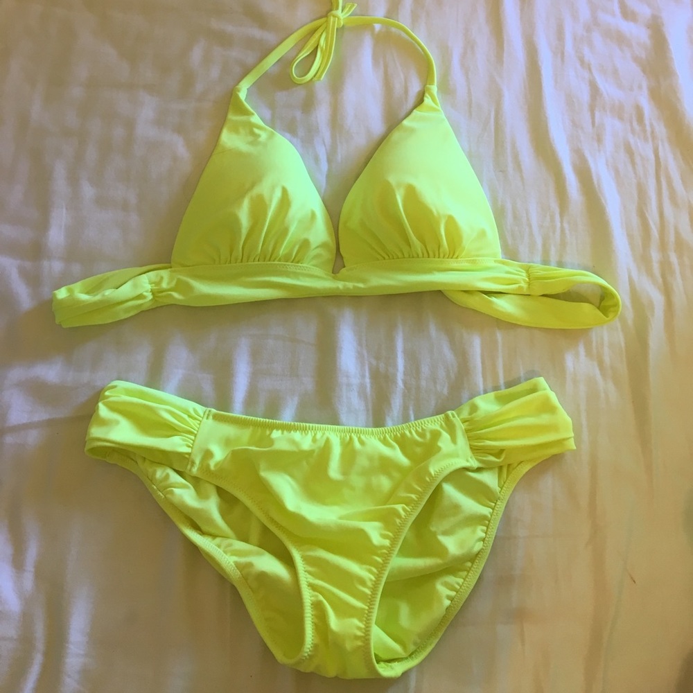 NWOT VS Push up halter bikini set M✨💖👙