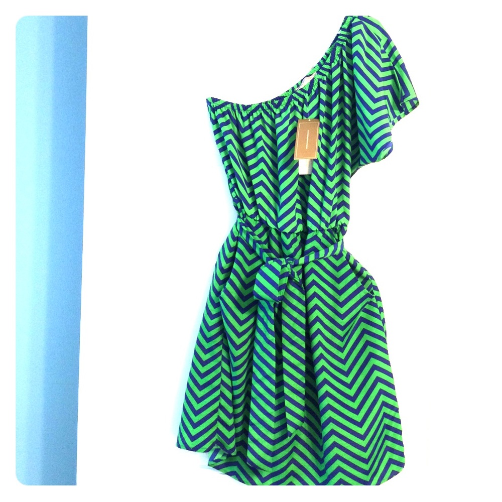 One shoulder chevron dress NWT!
