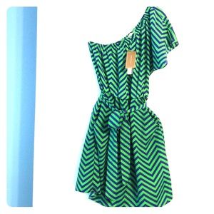 One shoulder chevron dress NWT!