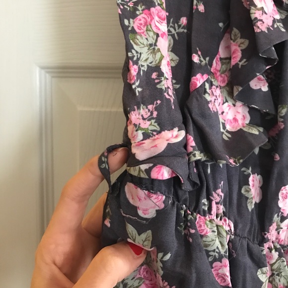 Dress - Picture 3 of 6