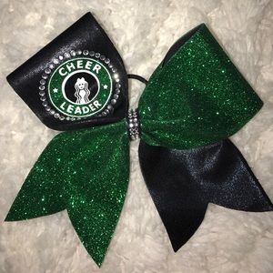 Cheer Leader (Starbucks bow)
