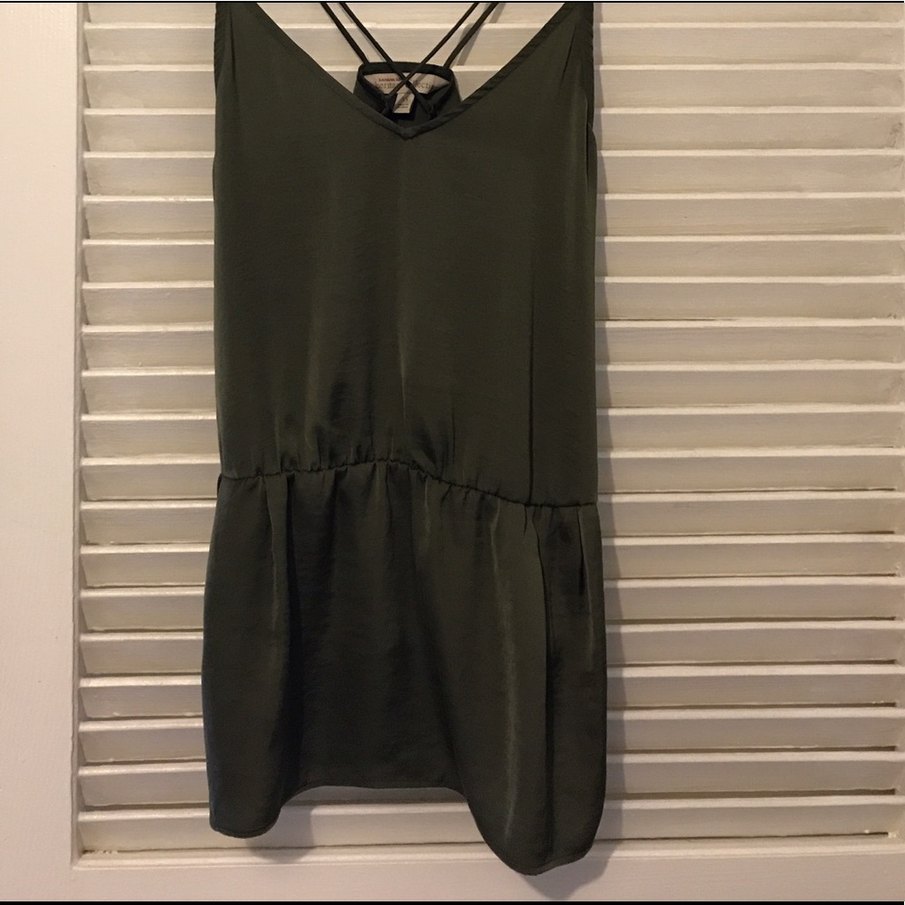 Silky olive tank