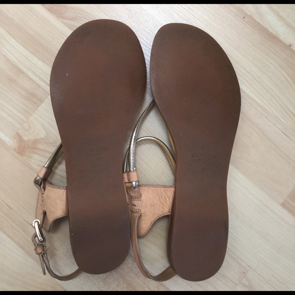 Coach sandals! - Picture 4 of 5