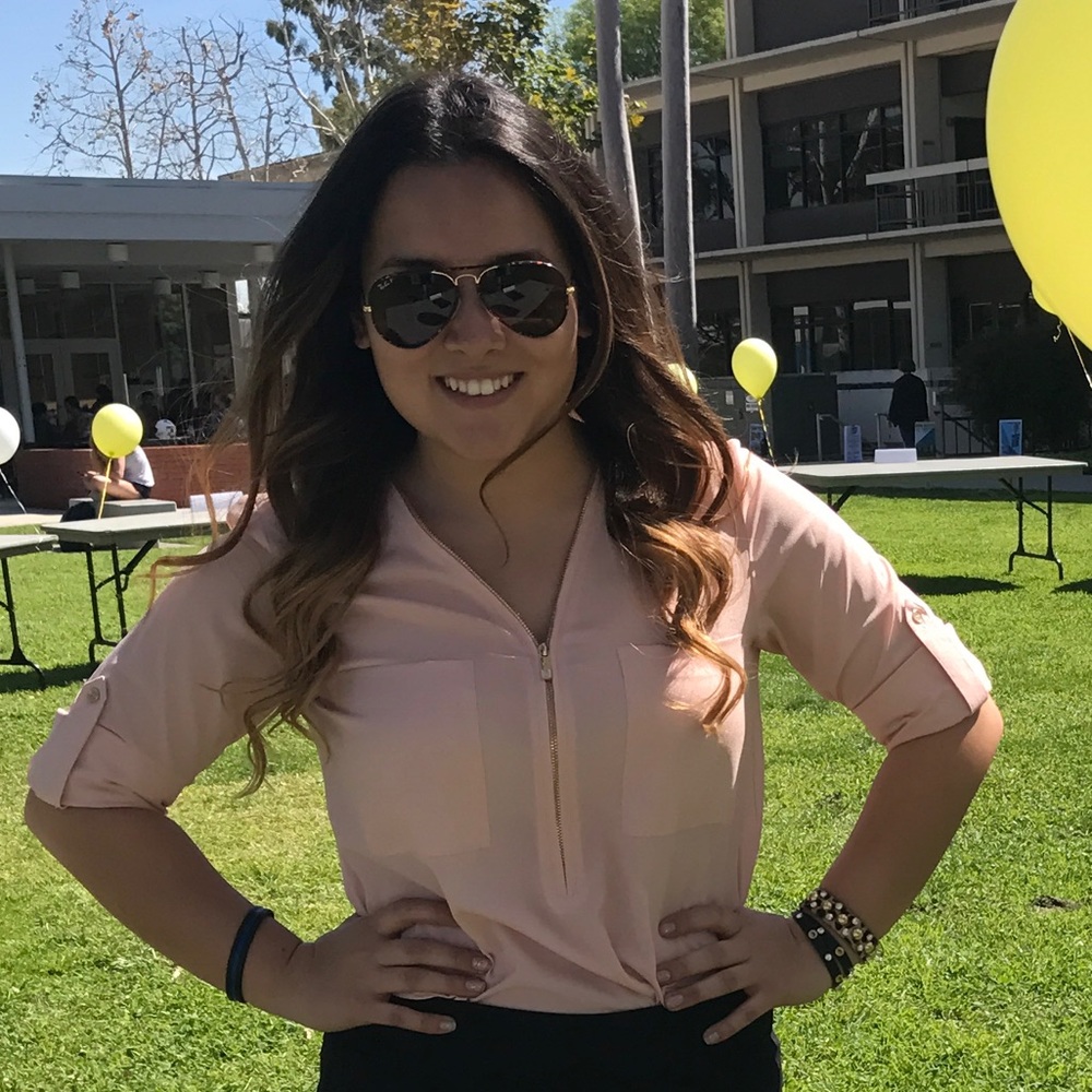 Meet your Posher, Alexis