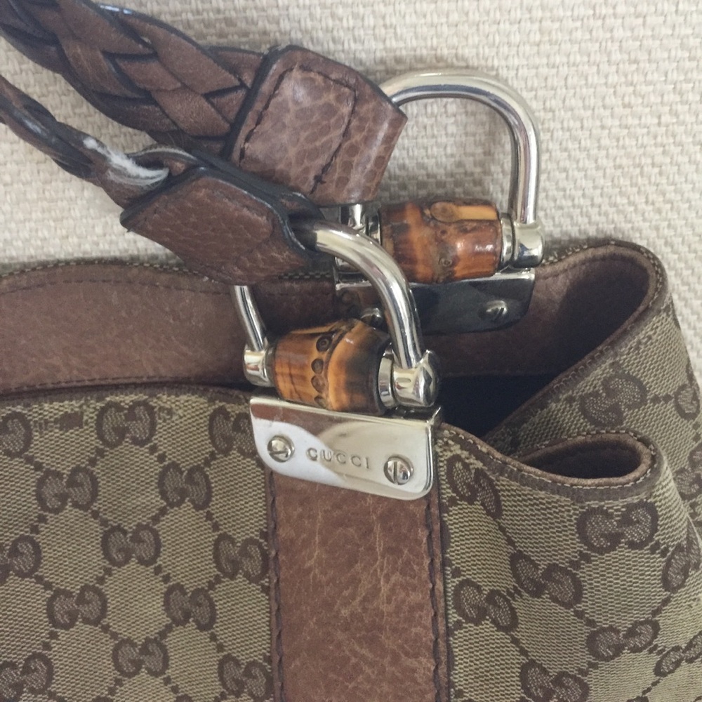 Authentic Gucci Handbag - Picture 2 of 5