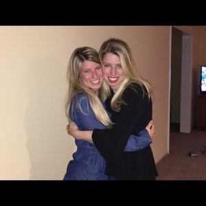 Meet your Posher, Dana