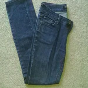 BDG Ankle Skinny Jeans Size 28