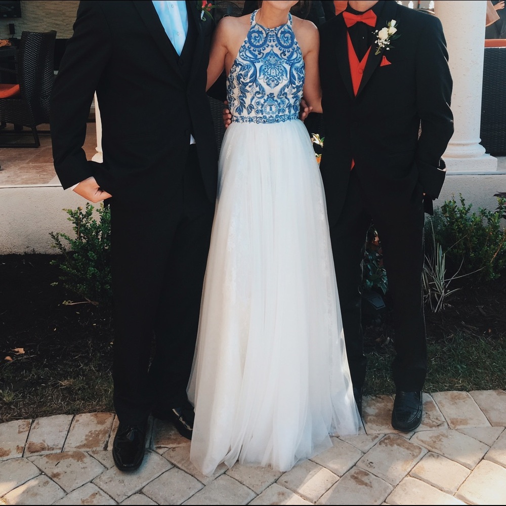 Sherri hill prom dress style 51021