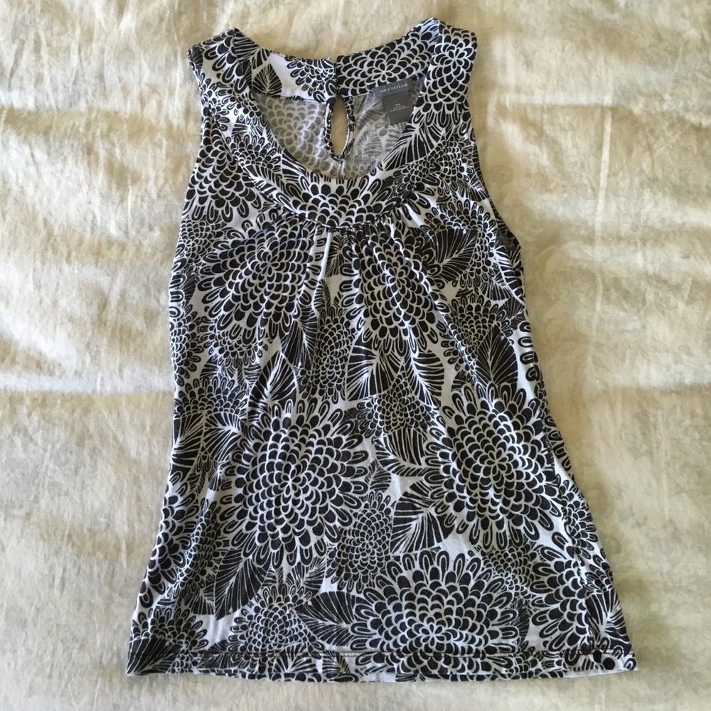 Ann Taylor Patterned Top