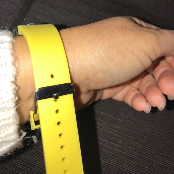 Drops Milano crystals embedded watch rubber band - Picture 5 of 8