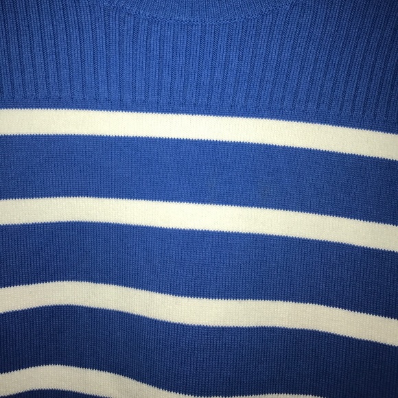 Sweater - Picture 5 of 6