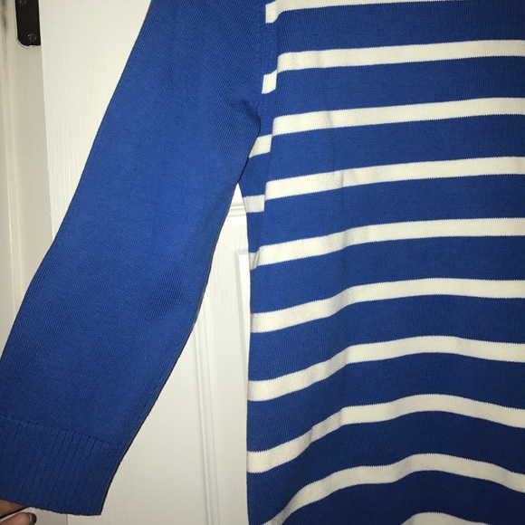 Sweater - Picture 6 of 6