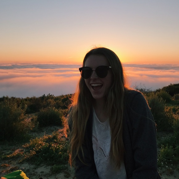 MEET ME - Picture 4 of 4