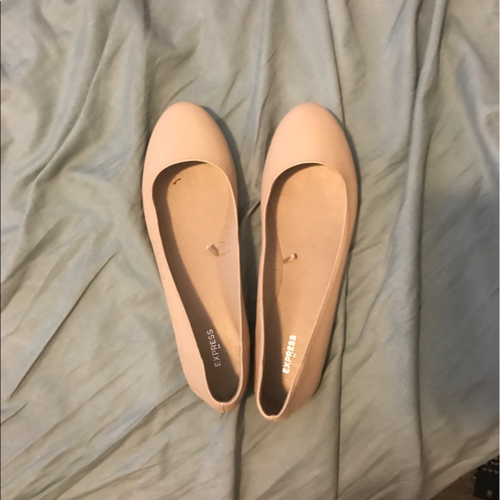 EXPRESS flats