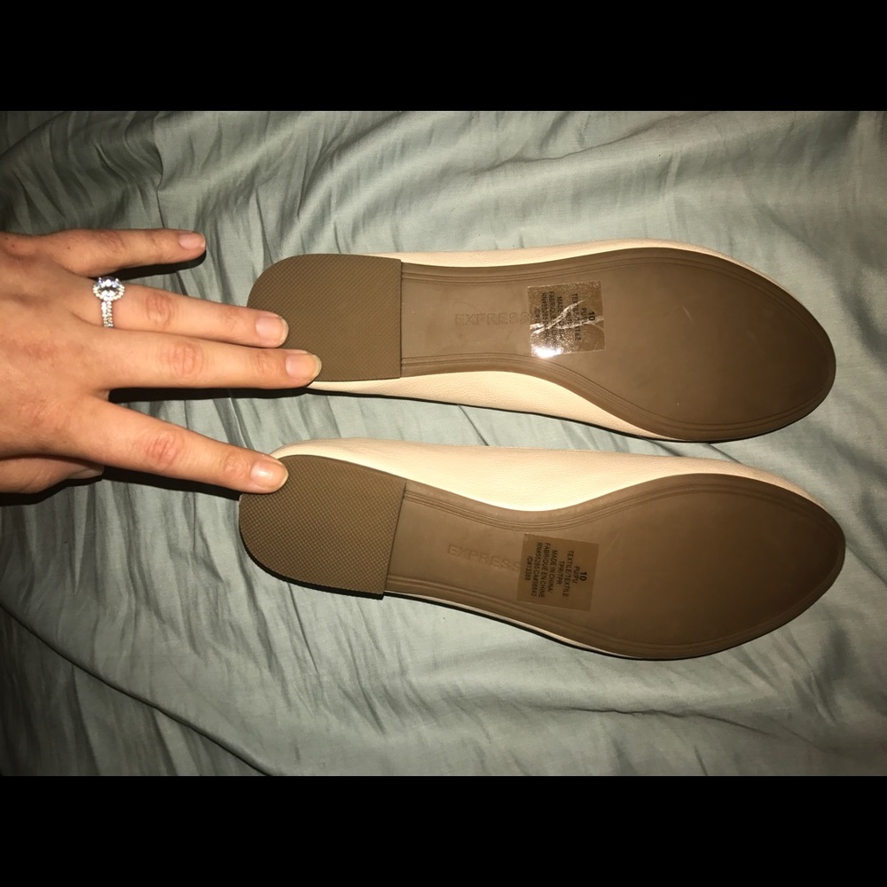 EXPRESS flats - Picture 2 of 2