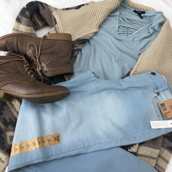 Slim Fit Jeans - Picture 1 of 3