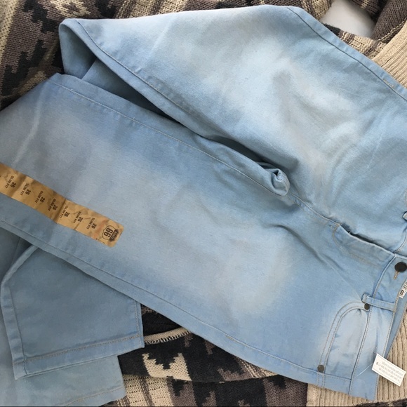 Slim Fit Jeans - Picture 2 of 3