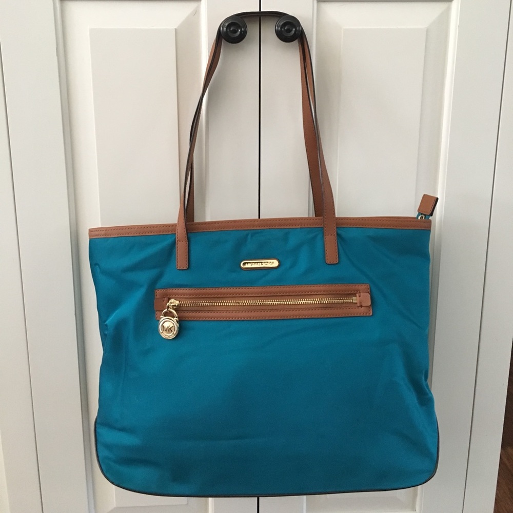 Micheal Kors kempton nylon tote bag