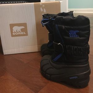 Toddler boy Sorel Snow Boots