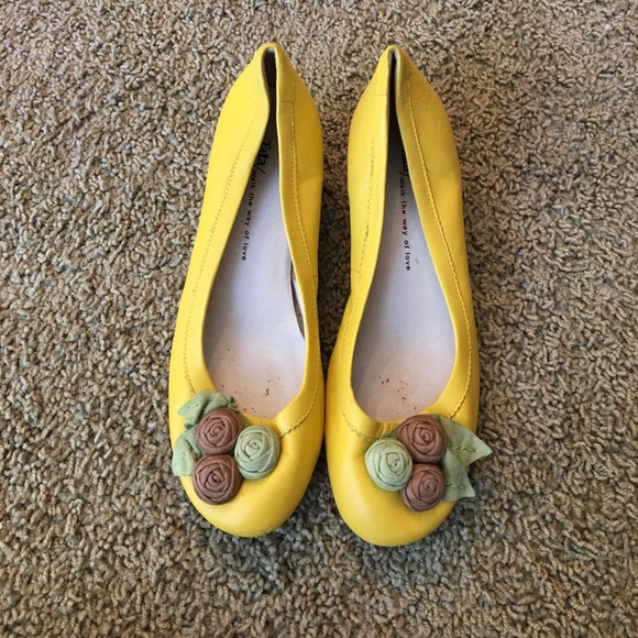 Tata flats - Picture 1 of 5