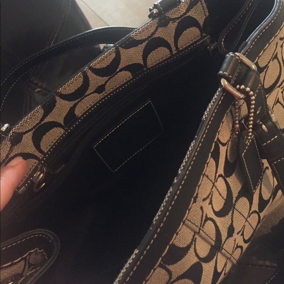 Excellent Condition Coach Purse - Picture 2 of 4
