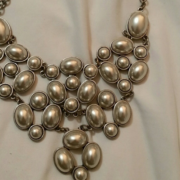 Urban Outfitters Jewelry - Urban outfitters pearl bib necklace Urban Outfitters Jewelry - Urban outfitters pearl bib necklace