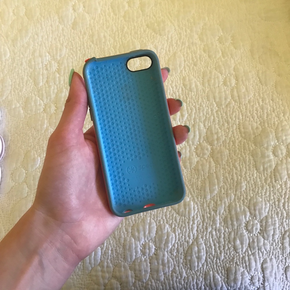 Two iPhone 5c cases - Picture 5 of 8