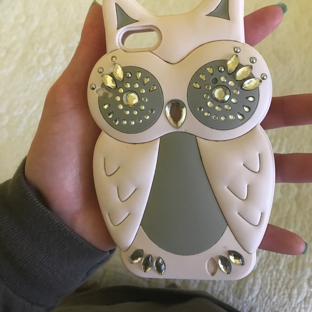 Two iPhone 5c cases - Picture 8 of 8