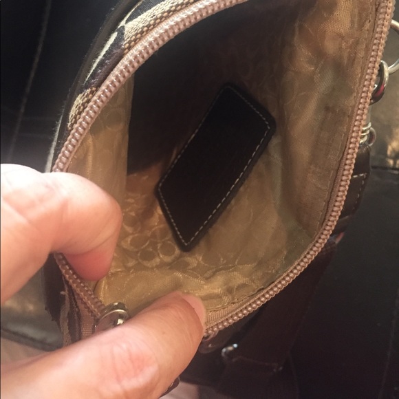 Coach Crossbody - Picture 3 of 3