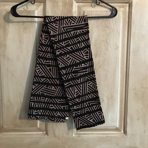 Large Aztec leggings