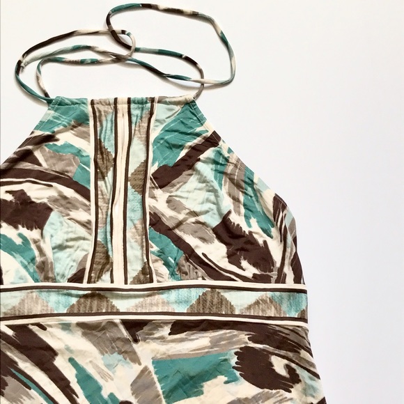 Multicolor Halter Top/subtle slit - Picture 4 of 6