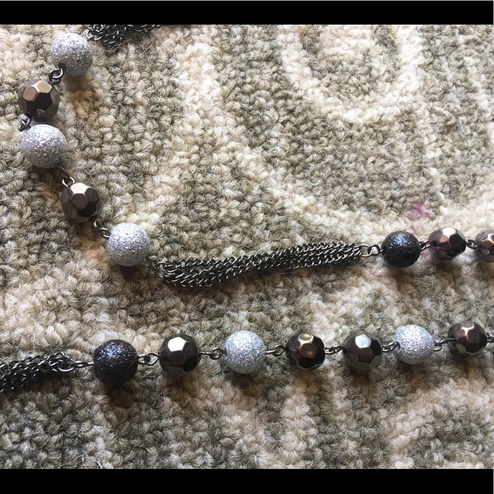 Long necklace - Picture 2 of 2