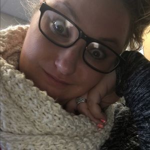 Meet your Posher, Ashlee