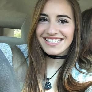 Meet your Posher, Caitlin