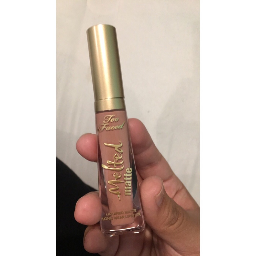 Too Faced Melted Matte Lipstick in Child Star💋