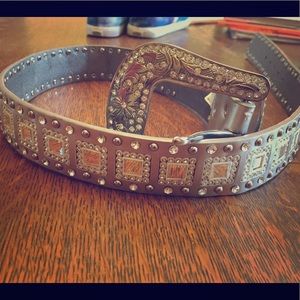 Buckle bling belt