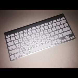 Apple bluetooth keyboard