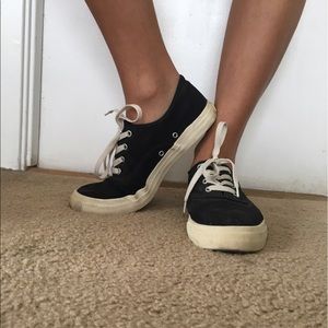 Black keds
