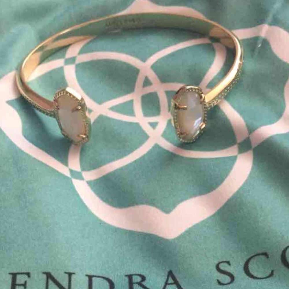 Kendra Scott Ivory Pearl Elton