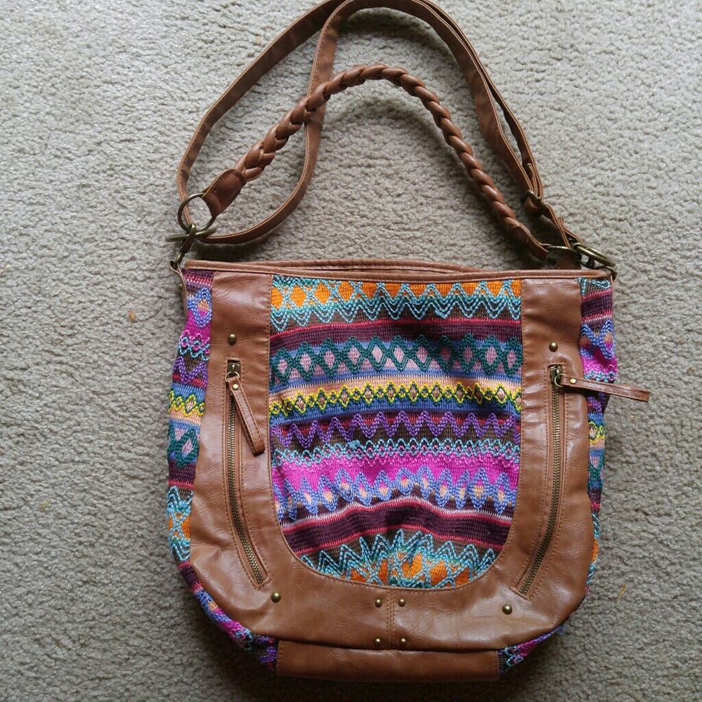 Leather and woven soft bucket bag