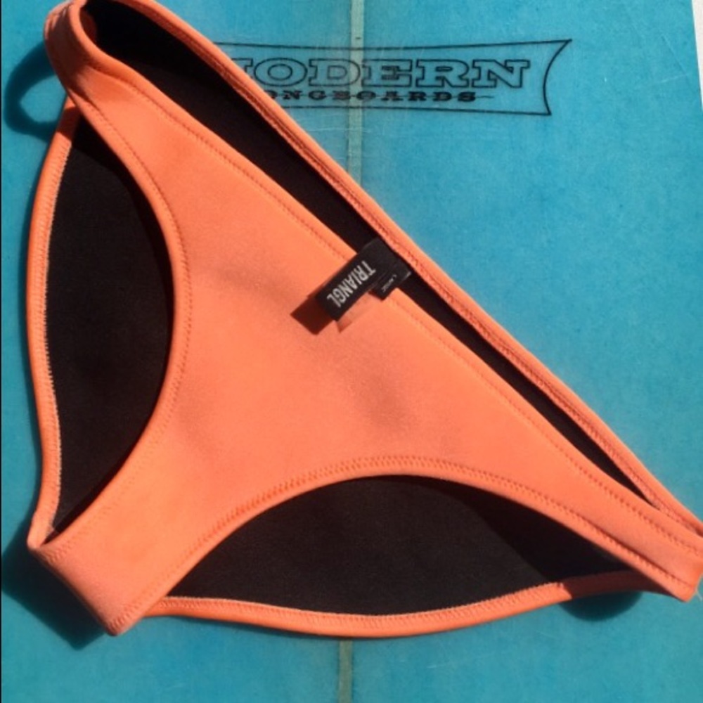 Triangl bikini bottoms sz L