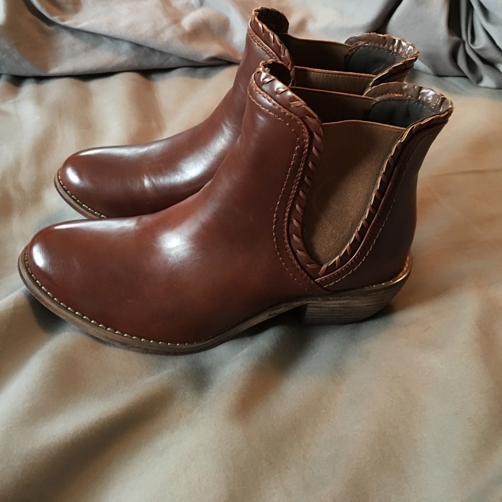 Ankle boots