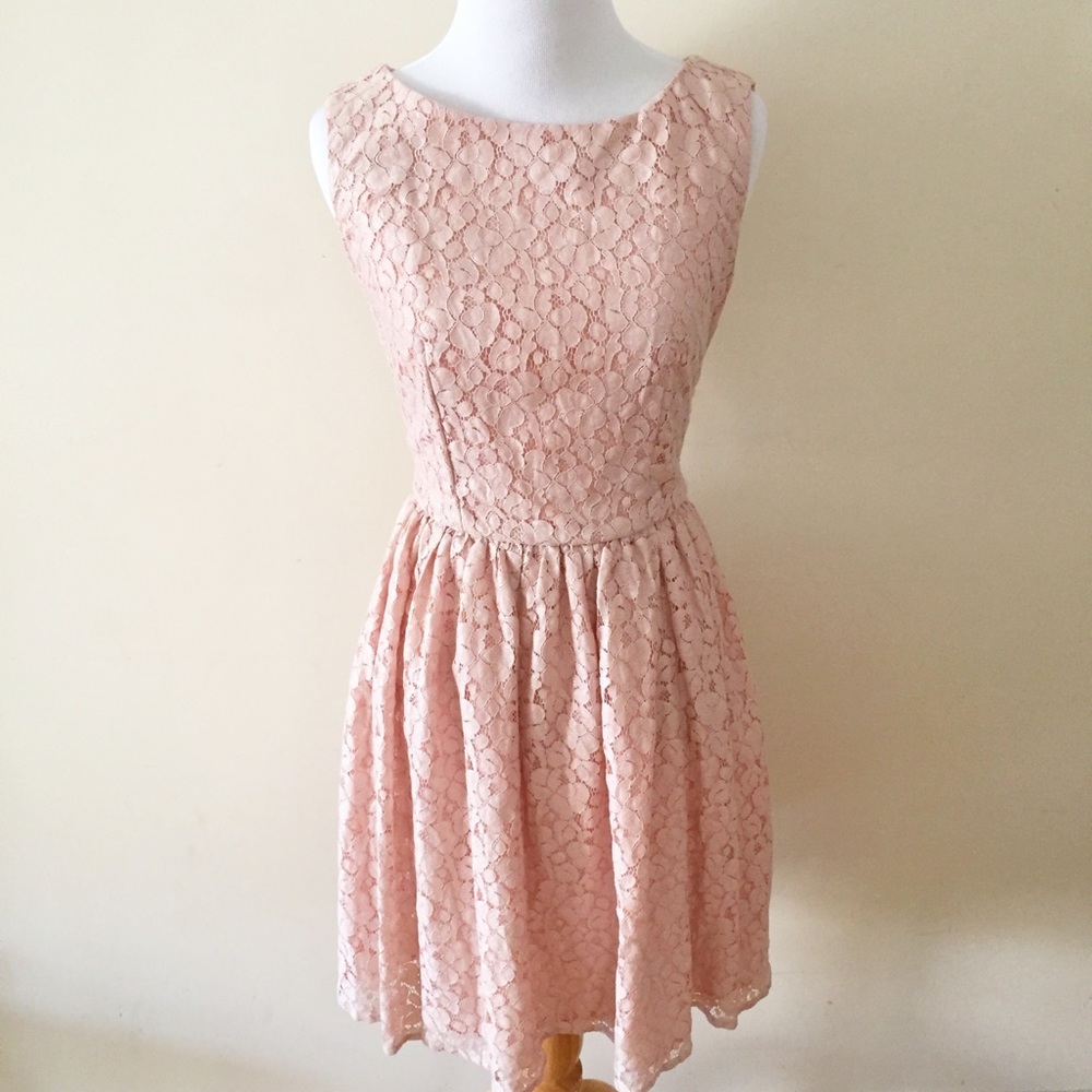 French Connection Twinkle Lace Dress NWT - Picture 1 of 8