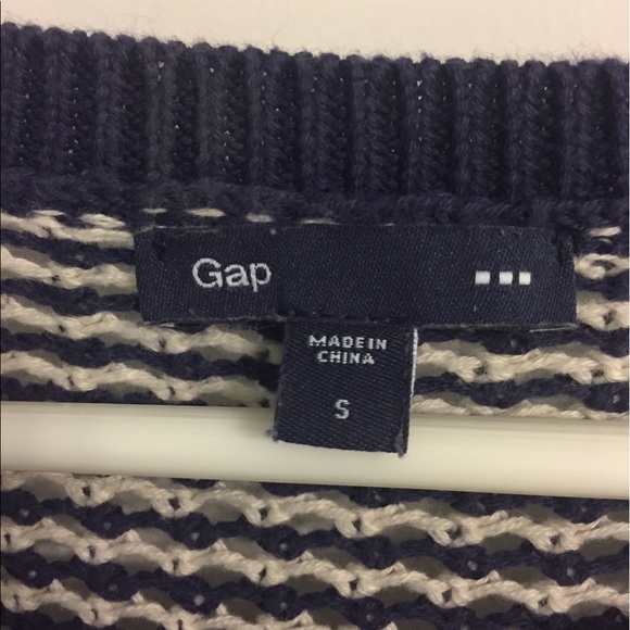 Striped blue and white sweater - Picture 2 of 2