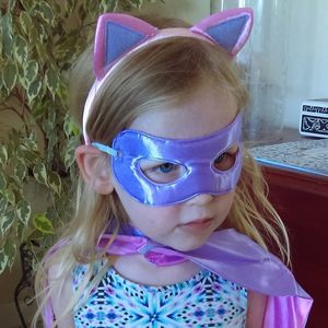 Meet your Posher, Daniela